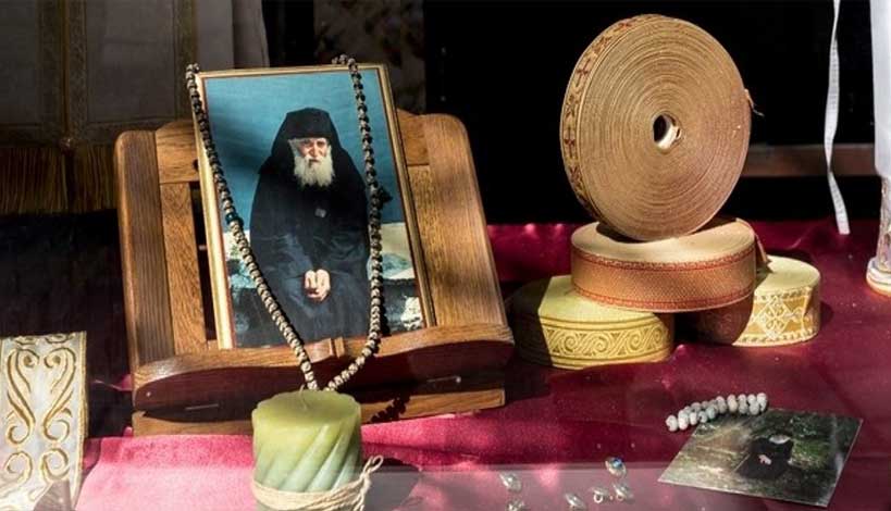 Η απάντηση του πατέρα Κωνσταντίνου για το κάστανο του Αγίου Παϊσίου