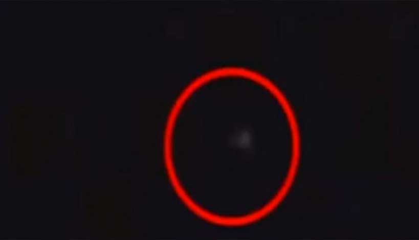 UFO στην Κω; - Τι είναι η Φωτεινή «σφαίρα» που εμφανίστηκε στο ουρανό μετά τον μεγάλο σεισμό! BINTEO