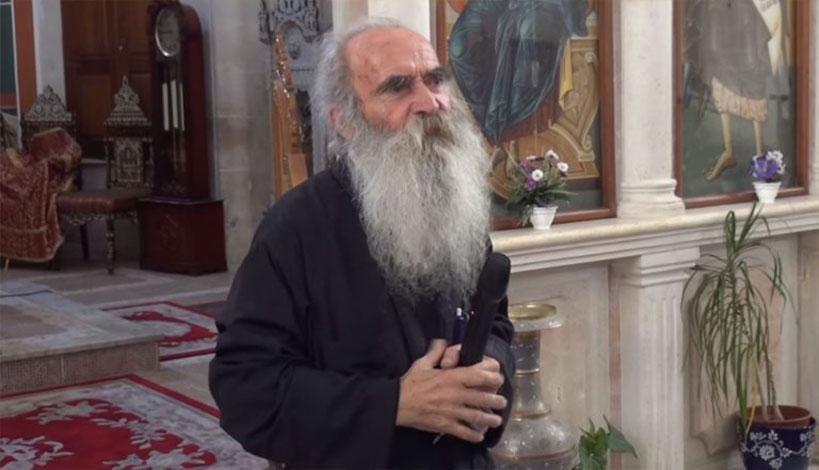Ηγούμενος Φρέατος του Ιακώβ Ιουστίνος: «Ο Θεός τιμώρησε την Εκκλησία της Ελλάδος, κάθε δέκα κληρικούς που πεθαίνουν να κάνουν έναν»