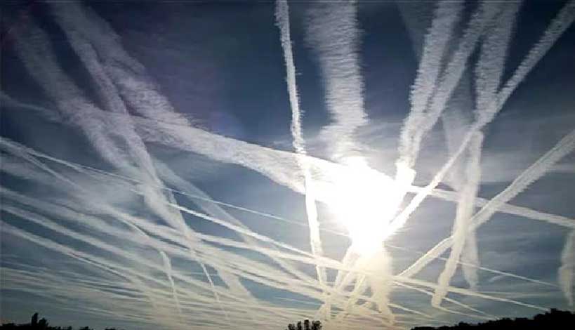 Αλήθεια, μας ψεκάζουν; Τι είναι chemtrails;