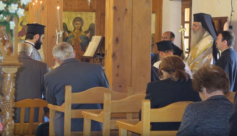 Όλοι οι καθ ημάς ανατολής άγιοι, μας λένε κάτι πολύ φοβερόν, κάτι πολύ δυνατόν, που πρέπει να το έχουμε σφραγισμένο μέσα στην καρδιά μας και να παίρνουμε δύναμη σε ώρες αδυναμίας