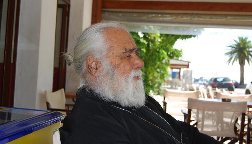 Εκοιμήθη ο π. Σπυρίδων Σταθάκης, ο παλαιότερος ιερέας της Μητροπόλεως Ύδρας Σπετσών και Αιγίνης