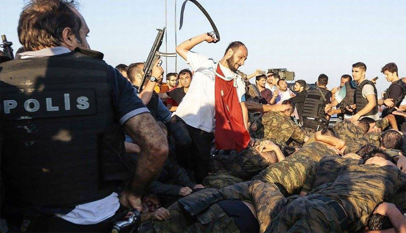 Ποιοι ήταν πίσω και γιατί απέτυχε το πραξικόπημα κατά του Ερντογάν