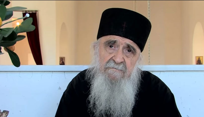 Γέροντας Παχώμιος : Το μεγάλο κακό που κάνουν τα μάγια