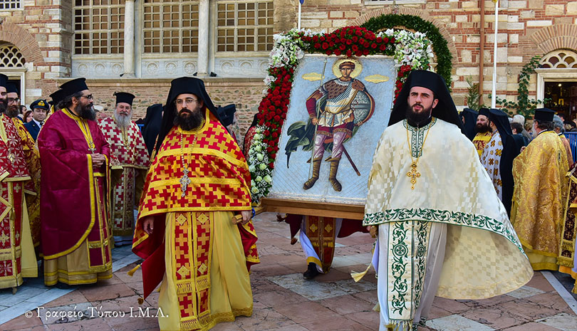 Εκκλησία | Πλήθος κόσμου στην Λιτανεία του Αγίου Δημητρίου στην Θεσσαλονίκη (ΦΩΤΟ)