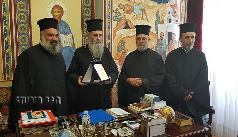 Εκκλησία | Επίτιμα μέλη του ΙΣΚΕ οι Μητροπολίτες Δημητριαδός Ιγνάτιος και Ναυπάκτου Ιερόθεος