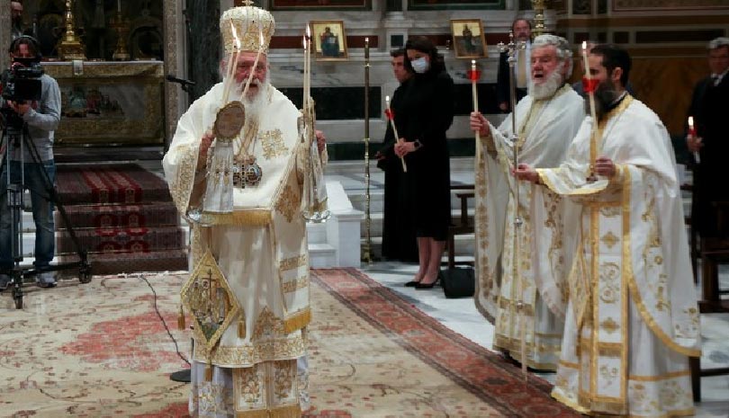 Η Θεία Λειτουργία της απόδοσης της εορτής του Πάσχα στην Μητρόπολη Αθηνών