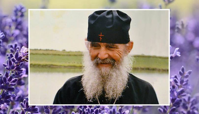Γέροντας Εφραίμ της Αριζόνα: Η ευχή και το κομποσκοίνι