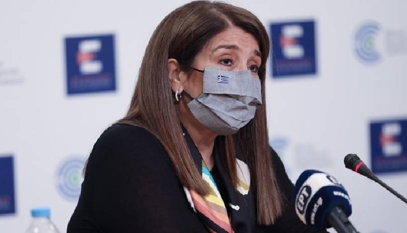 Παπαευαγγέλου: Υποχρεωτική η μάσκα στις εκκλησίες