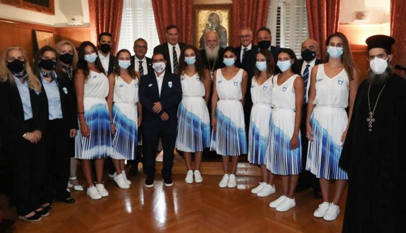 Στον Αρχιεπίσκοπο πρόεδρος και αθλητές της Ελληνικής Ολυμπιακής Επιτροπής