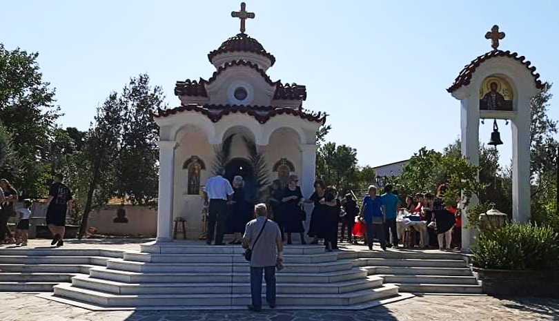 Η Εορτή του Οσίου Κυριακού του Αναχωρητού στην Ερέτρια, τέλεση Θείας Λειτουργίας στο παρεκκλήσι του Αγίου Αιμιλιανού.
