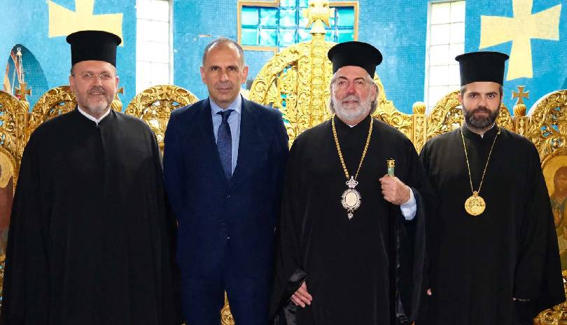 Συνάντηση του Αρχιεπισκόπου Θυατείρων με τον Υπουργό Επικρατείας