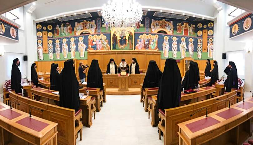 Η Διαρκής Ιερά Σύνοδος για Ουκρανία και παλαιοημερολογίτες
