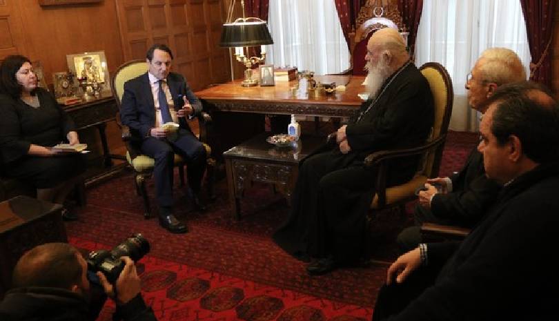 Αρχιεπίσκοπος και πρέσβης της Ουκρανίας στην Ελλάδα συναντήθηκαν χθες