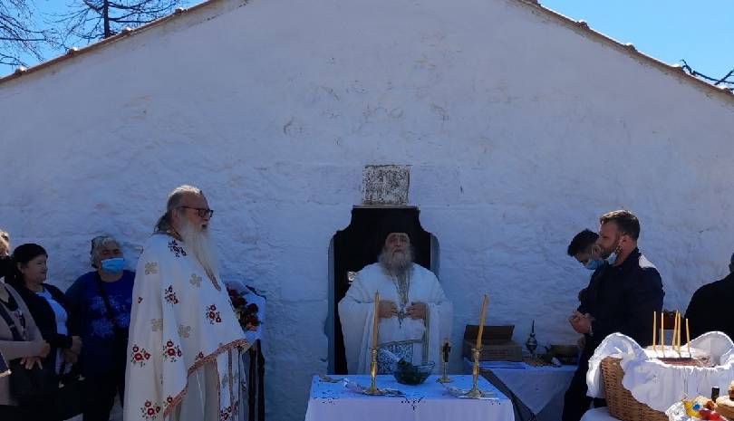 Πανηγύρισε το πυρόπληκτο εκκλησάκι στην Κερασιά Β. Ευβοίας