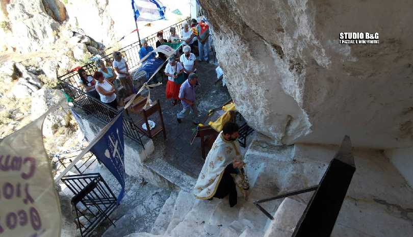 Πανηγυρικά εορτάστηκε το Γενέσιον της Θεοτόκου στην Παναγία των Βράχων (ΦΩΤΟ)