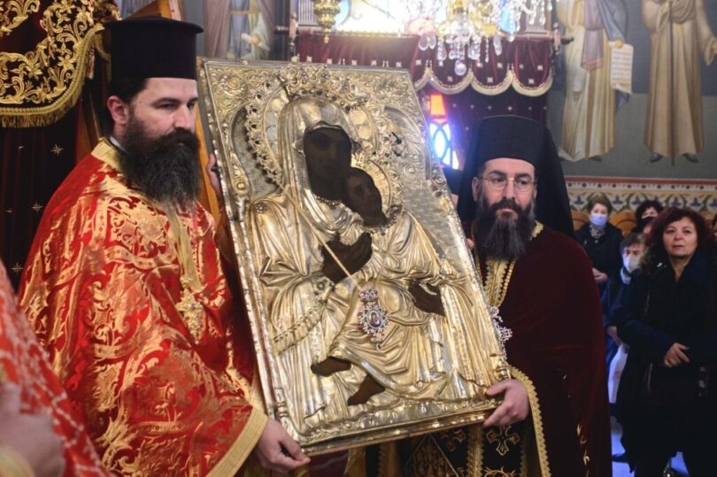 Η Παναγία η “Υπαπαντή” επέστρεψε στο Θρόνο Της