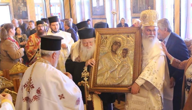 Στον θρόνο Της η Παναγία Τρυπητή (ΦΩΤΟ)