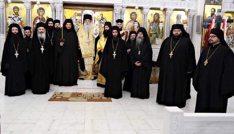 Κουρά μοναχού τέλεσε ο Μητροπολίτης Πειραιώς Σεραφείμ