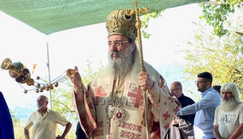 Θεία Λειτουργία στο «Πάτημα του Αγίου Ανδρέου», στο Λεόντιο Πατρών