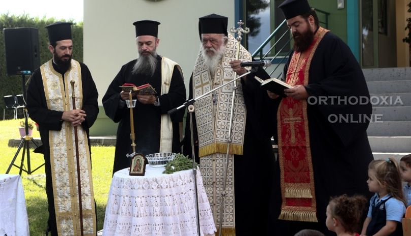 Αρχιεπίσκοπος για ταυτότητες: Η Εκκλησία έχει την Αλήθεια της, τις θέσεις της και ξέρει τι θα κάνει