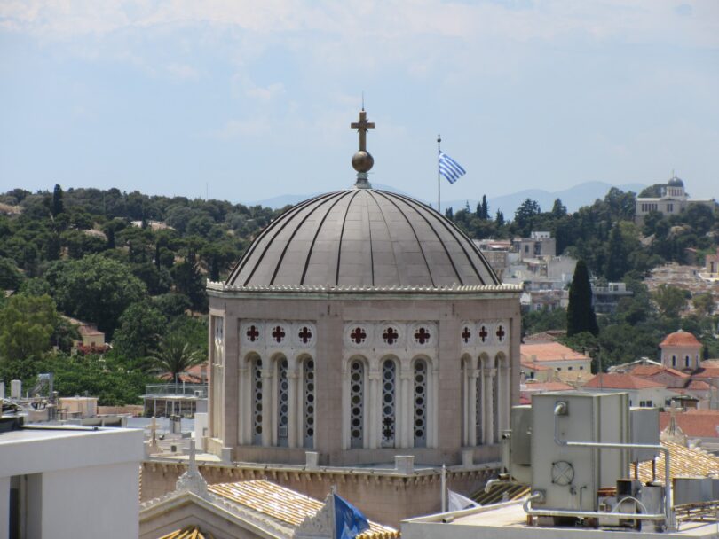 Τι γιορτή είναι αύριο, Δευτέρα, 1/1/2024