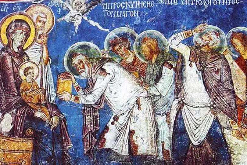 Άγιος Εφραίμ ο Σύρος: Ὅταν ὁ ὁδοιπόρος βρεῖ κάποιον ἄλλο, καλό συνοδοιπόρο, χαίρεται τόν κόπο τῆς μακρινῆς ὁδοιπορίας, ἐπειδή ξεγελιέται ἀπό τή συντροφιά· καθώς στηρίζεται δηλαδή, σάν σέ ραβδί, στήν εὐχάριστη συζήτηση, ἔχει τήν αἴσθηση ὅτι συνοδοιπορεῖ μέ σκονισμένα τά πόδια, ἀλλά μέ ἀκούραστο τό στόμα. Μοιράζει ἔτσι τόν κόπο τῶν ποδιῶν καί ἐλαφρύνει μέ τή συνομιλία τήν κούραση τῆς μεγάλης πορείας.