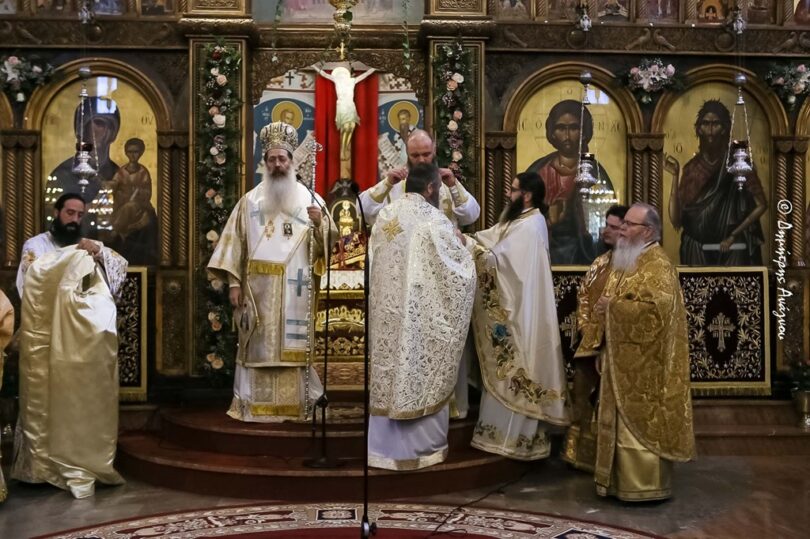 Χειροτονία πρεσβυτέρου στην Μητρόπολη Φθιώτιδος