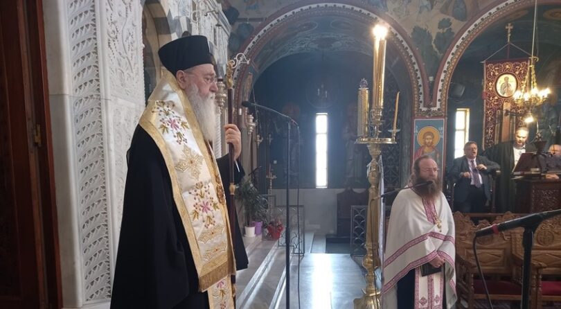 Ο Μητροπολίτης Κορίνθου τέλεσε την Εξόδιο Ακολουθία του Παύλου Θωμαΐδη