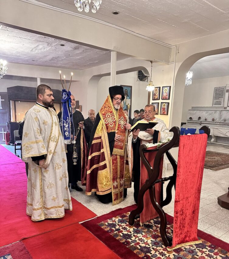 Ο Γέρων Χαλκηδόνος Εμμανουήλ στο Αγίασμα Γκιόκσουγιου για τον Ακάθιστο Ύμνο