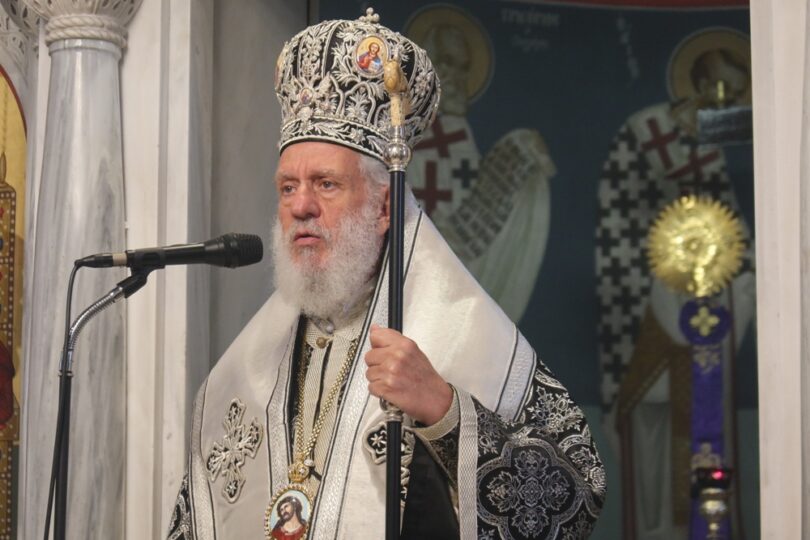 Ο Μητροπολίτης Σύρου στον Ιερό Ναό του Αγίου Φιλίππου Μπατσίου Άνδρου