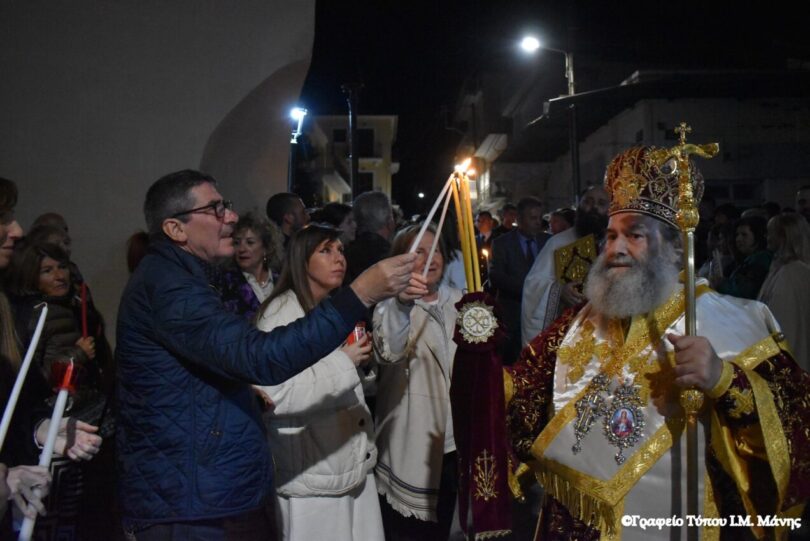 Με λαμπρότητα η Αναστάσιμη Θεία Λειτουργία στο Γύθειο