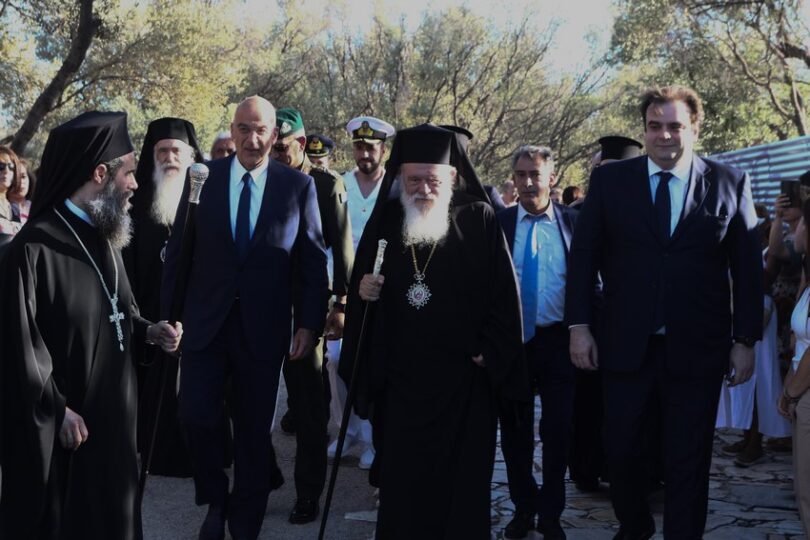 Αρχιεπίσκοπος Ιερώνυμος: Έχουμε δύο μεγάλα όπλα πνευματικά, τον χριστιανισμό και τον ελληνισμό