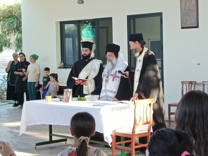 Ο Αρχιεπίσκοπος Κρήτης τέλεσε Αγιασμό για την έναρξη της πρώτης κατασκηνωτικής περιόδου