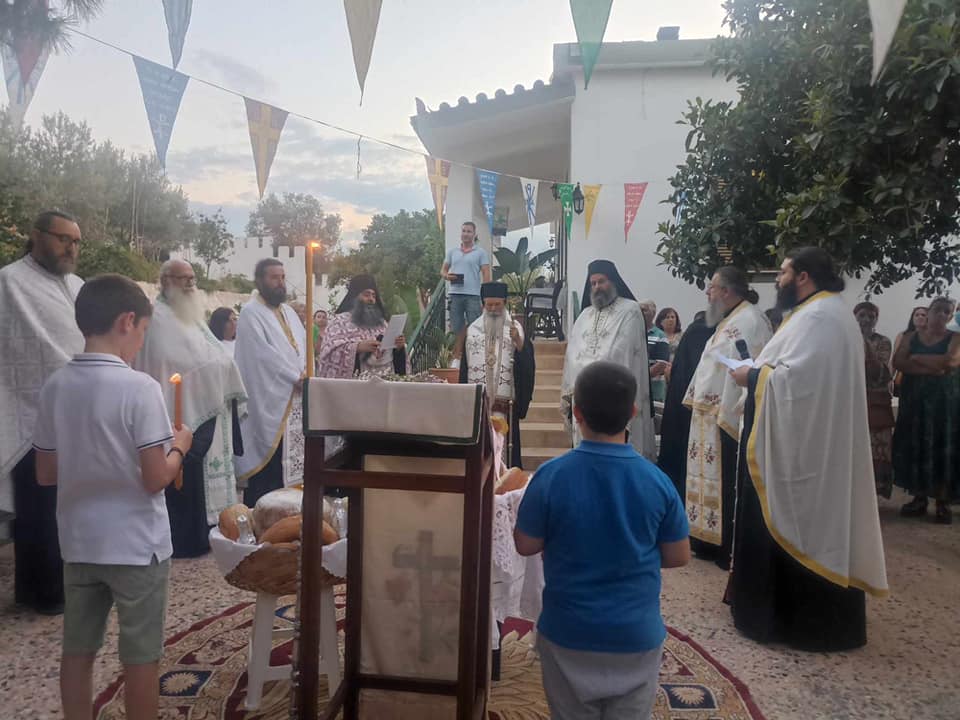 Αίγινα: Ο Μητροπολίτης Ύδρας στο Ιερό Μετόχιο της Αγίας Άννας