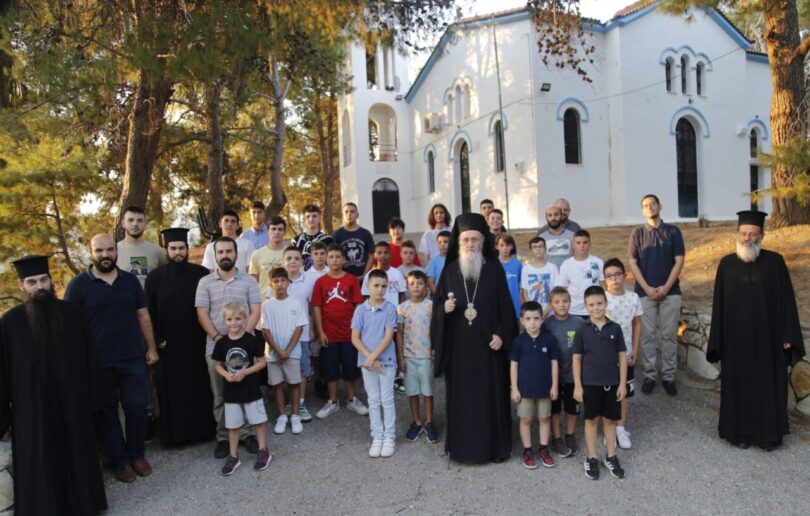 Μητρόπολη Ναυπάκτου: Η Εορτή λήξης της κατασκηνωτικής περιόδου αγοριών