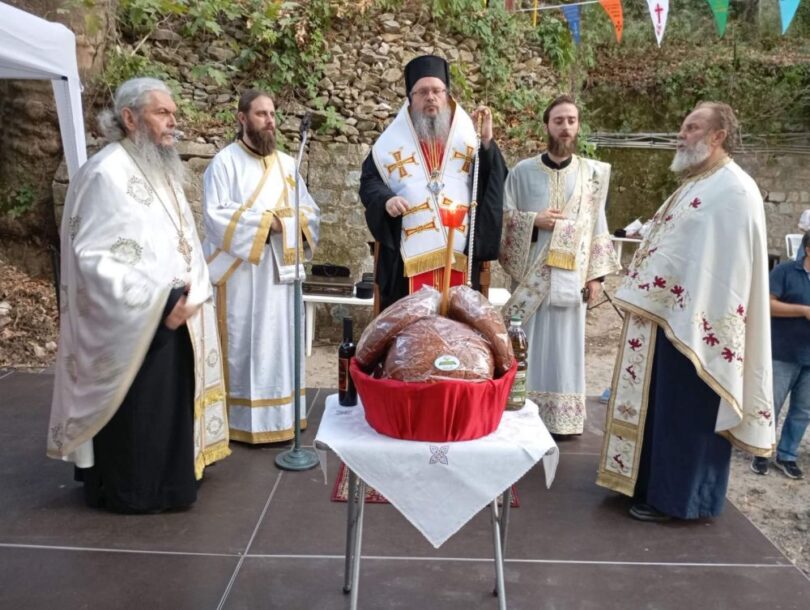 Πανηγυρικός Εσπερινός στο Ιερό Προσκύνημα Αγίας Παρασκευής Τεμπών