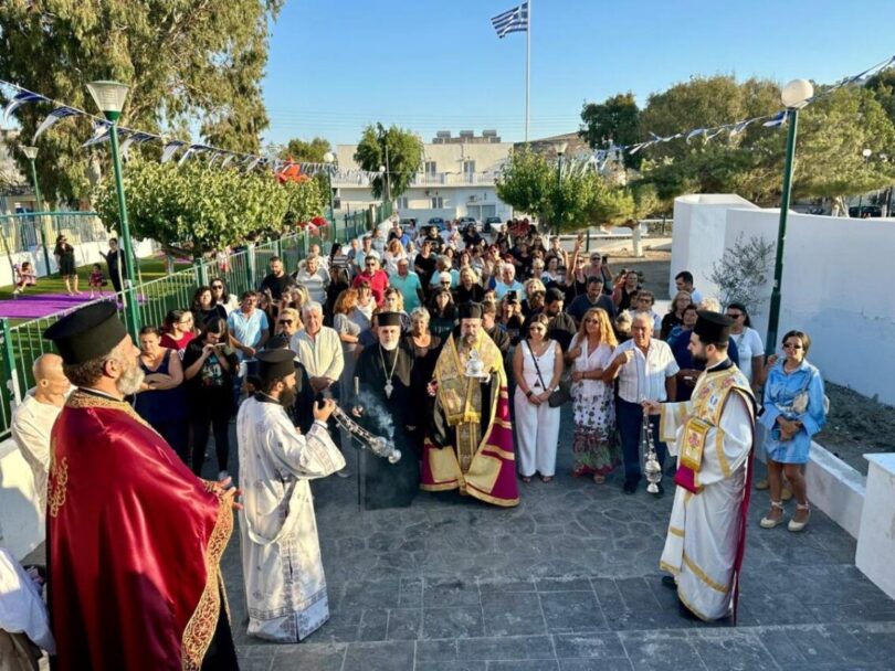 Στη Σαντορίνη το ιερό λείψανο του Αγίου Μεγαλομάρτυρα Εφραίμ