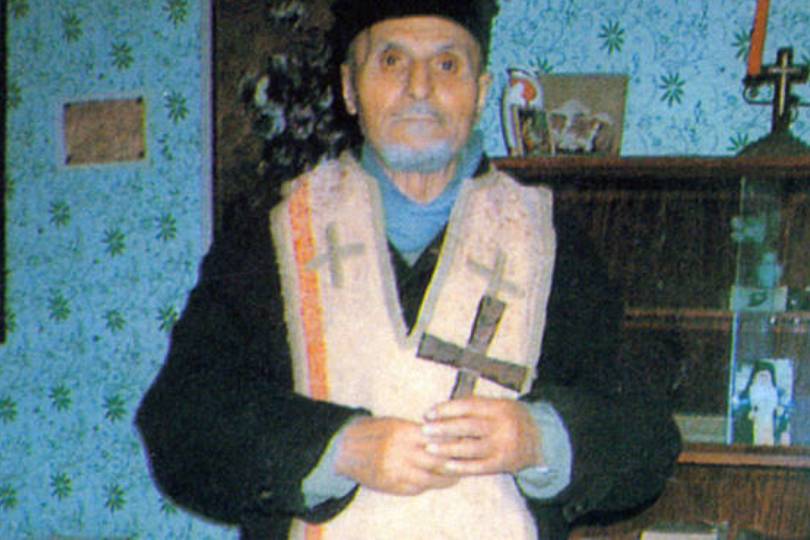 Ο φυλακισμένος π. Δημήτριος Μπεζάν