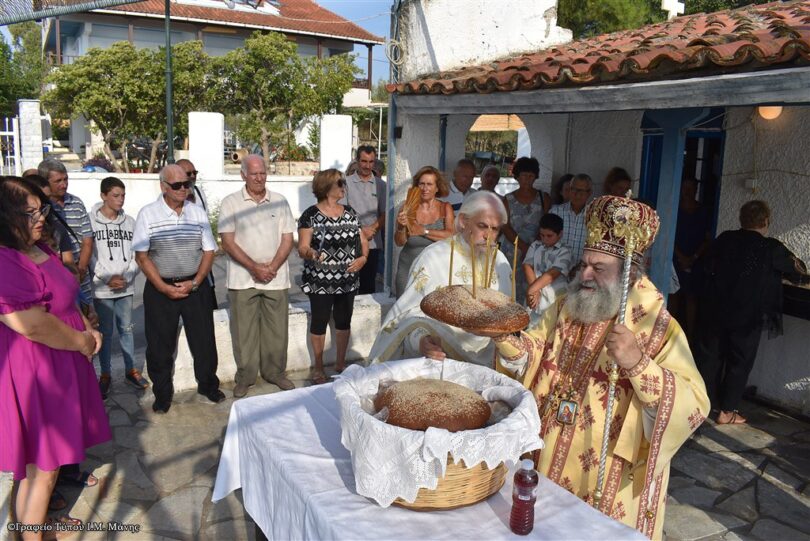 Ο Μητροπολίτης Μάνης σε εξωκλήσι της Τιμίας Ζώνης της Παναγίας