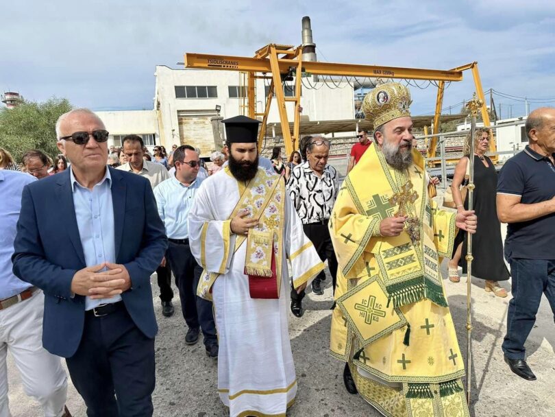 Η λιτανεία του Αγίου Συμεών του Στυλίτη στον Μονόλιθο Σαντορίνης