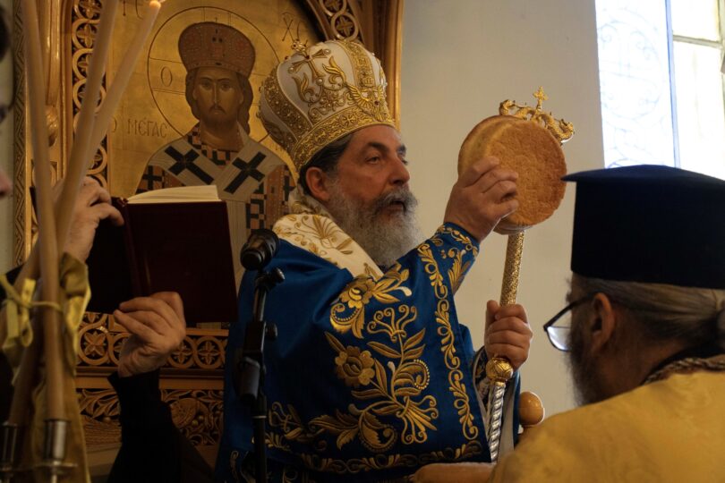Λαμπρή Θεία Λειτουργία στον Ναό των Τριών Ιεραρχών στο Clayton από τον Επίσκοπο Μελβούρνης