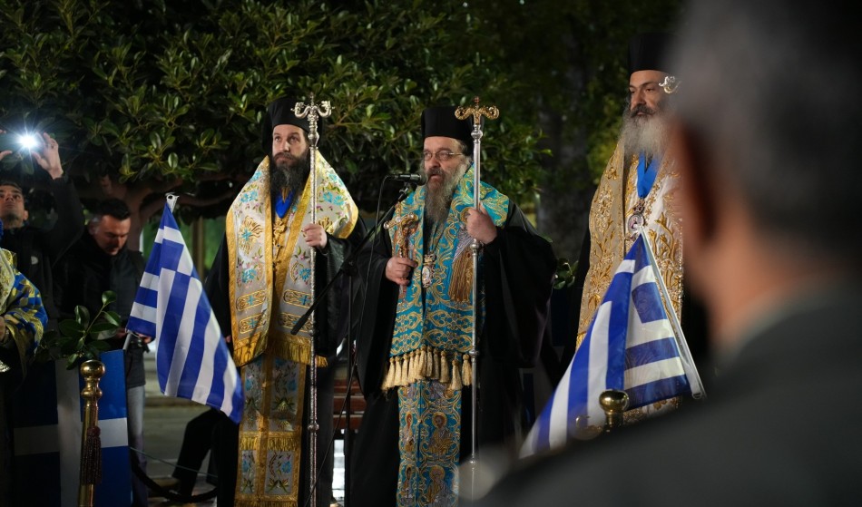 Χίος - Λιτανεία των Εικόνων της Θεοτόκου και των Αγίων Μηνά, Βίκτωρος και Βικεντίου