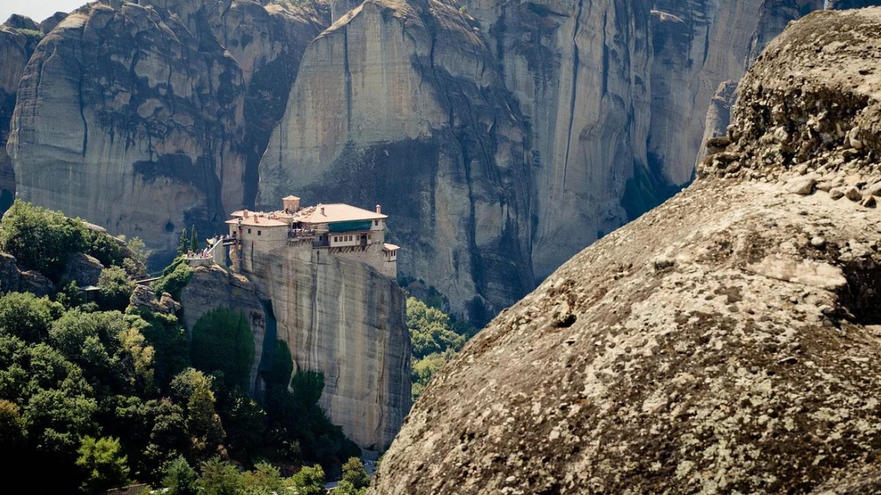 ΕΚΚΛΗΣΙΑΣΤΙΚΗ ΓΙΟΡΤΗ ΑΥΡΙΟ Κυριακή 1 Δεκεμβρίου 2024